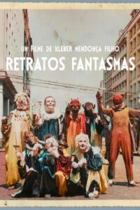 Retratos Fantasmas (2023) online